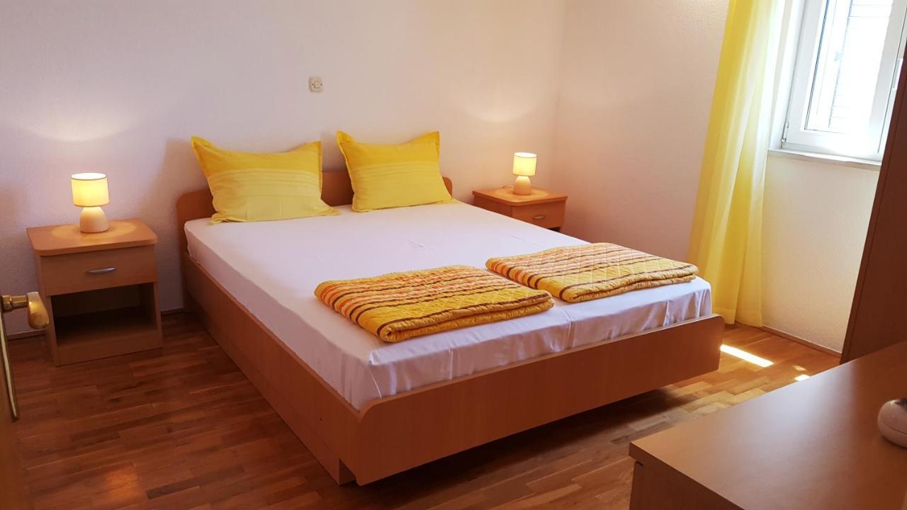 Apartments Edita Makarska Esterno foto