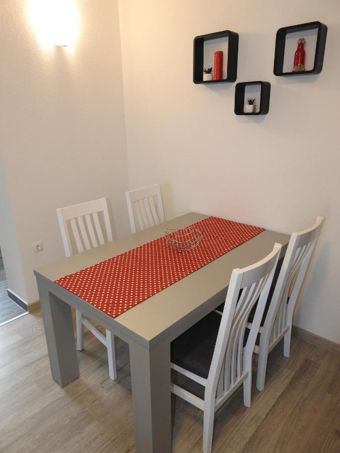 Apartments Edita Makarska Esterno foto